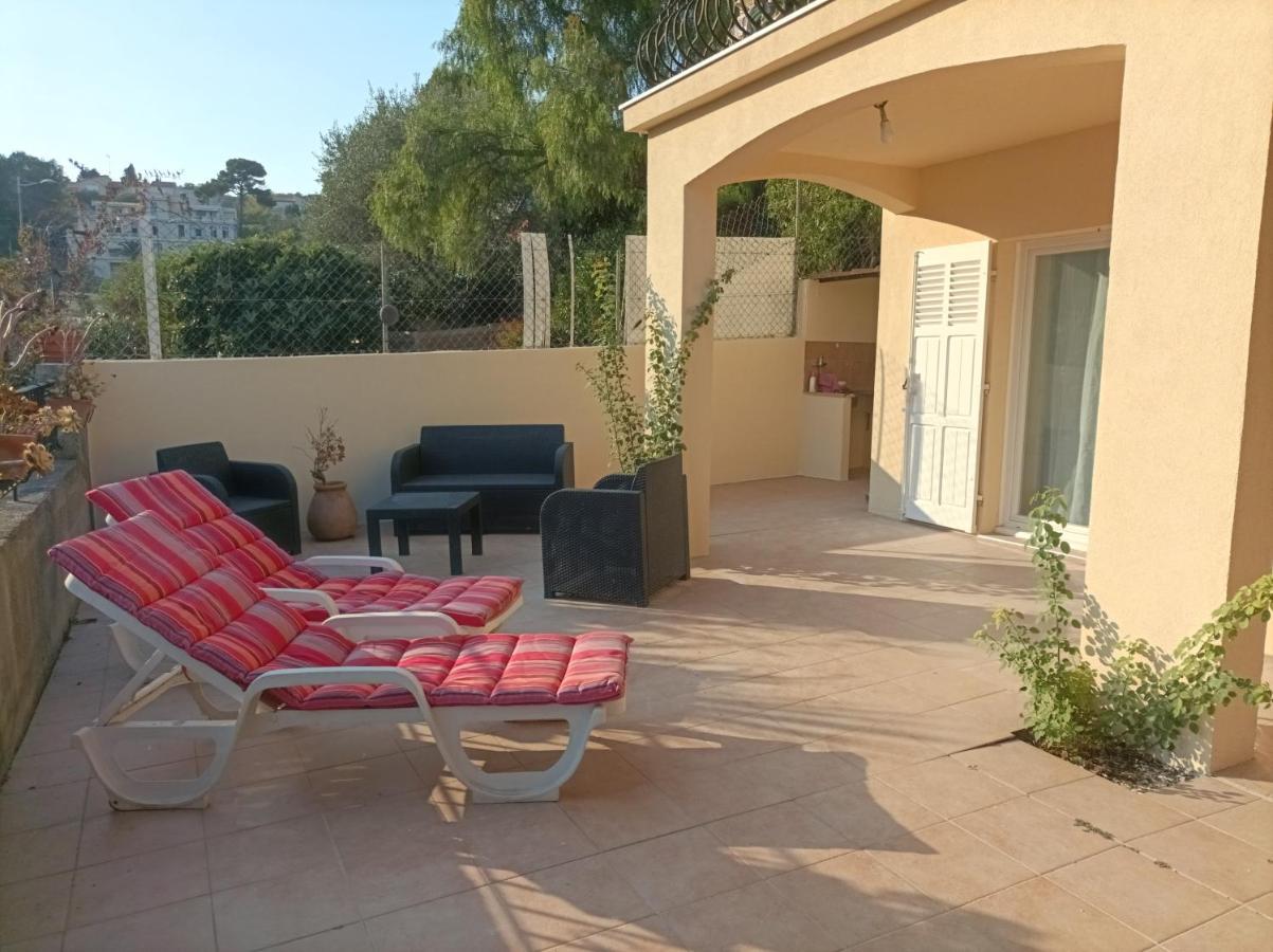 Tres Bel Appartement Entier Proche De La Mer 2 Chambres 1 Salon Vallauris Exterior photo